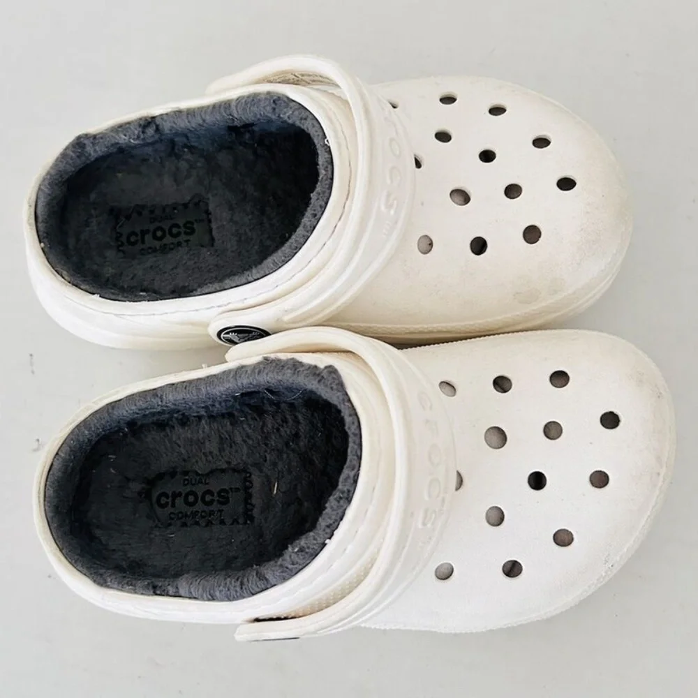 Crocs | Unisex Lined Toddler Girls Size  C10 Classic Clog White Slide Fur